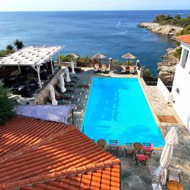 Yalis Hotel, hotel sa Votsi