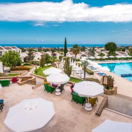 The Olive Tree Hotel, hotel u gradu Kirenija