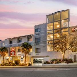 Best Western Plus All Suites Inn, hotel v destinácii Santa Cruz