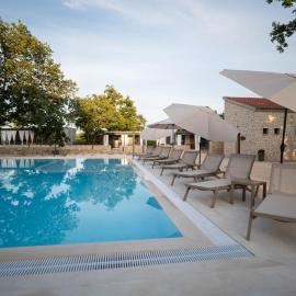Dionis Camping Zaton, hotel in Zaton