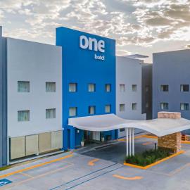 One Saltillo Aeropuerto