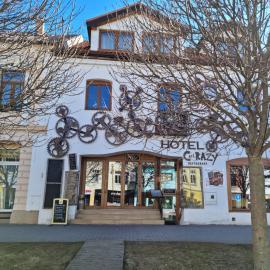 Hostel CafeRAZY, hotell i Poprad
