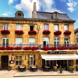Hotel De La Poste, hotel din Langres