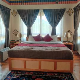Nirvana Lodge, hotel a Paro