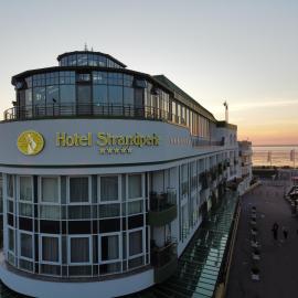 Hotel Strandperle, khách sạn ở Cuxhaven