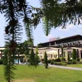 Belchin Garden SPA&Wellness، فندق في بليتشينغ