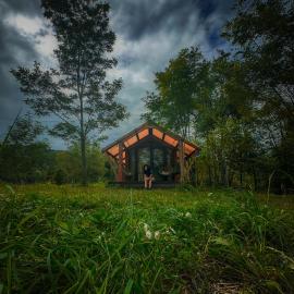 Ambrolauri में, होटल Jvarisa Glamping