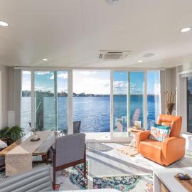 New Floating Luxury: Unique Houseboat Retreat, hotel en Fleming Island