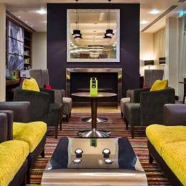 Hampton by Hilton Luton Airport, Hotel in Luton