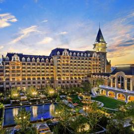 Hilton Qingdao Golden Beach, hotel v destinaci Čching-tao