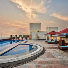 Hilton Garden Inn Lucknow, hotel v destinácii Lucknow