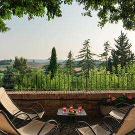 Hotel Ristorante Borgo Antico, hotell i Monteroni dʼArbia