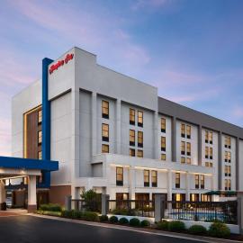 Hampton Inn Charlotte/Matthews, hótel í Charlotte