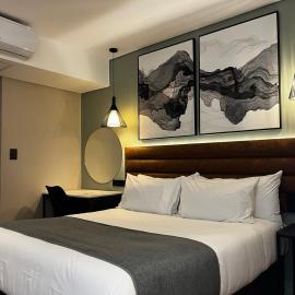 Brits में, होटल Riverleaf Hotel