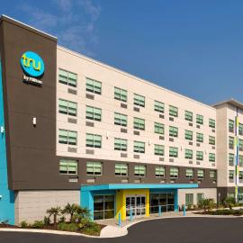 Tru By Hilton Charleston Ashley Phosphate, Sc, hotel di Charleston