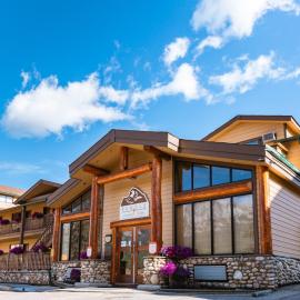 Rundle Mountain Lodge, hotel Canmore-ban