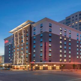 Hampton Inn & Suites Tulsa Downtown, Ok, hotell i Tulsa
