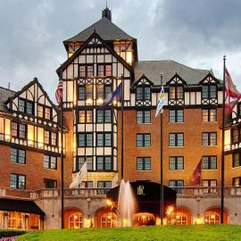 Hotel Roanoke & Conference Center, Curio Collection by Hilton, hotel en Roanoke