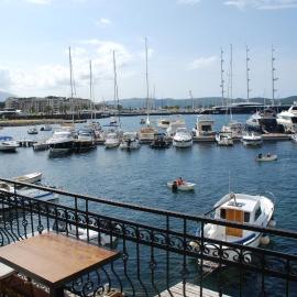Rustico apartments, hotel in Tivat
