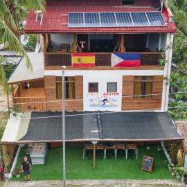 La Lola, hotel u gradu San Visente