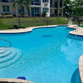 Rincon में, होटल Lovely 2 bedroom condo with pool and beach access