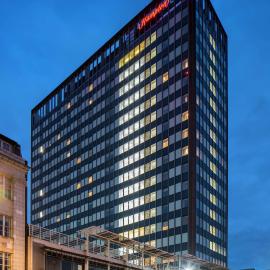 Hampton by Hilton Birmingham Broad Street، فندق في برمنغهام
