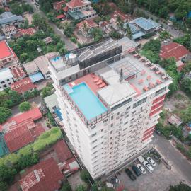 Holiday Pier Hotel, hotel en Mandalay