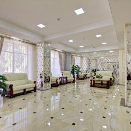 Discovery Hotel, hotel a Bixkek