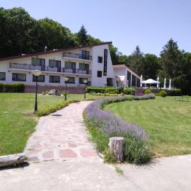 Hotel Kovanlika 2, khách sạn ở Razgrad