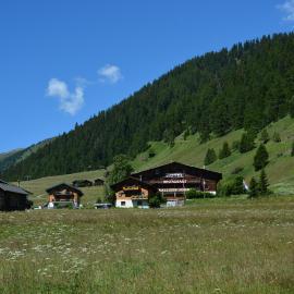 Hotel Restaurant Walliser Sonne, hotel in Reckingen - Gluringen