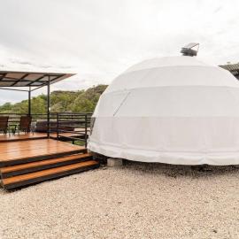 Glamping en Playa Potrero, ξενοδοχείο σε Potrero
