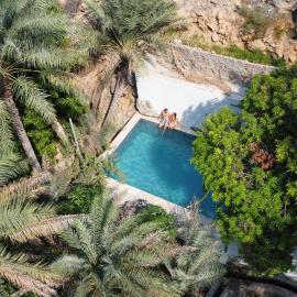 Nomad inn Tiwi, hotel en Ḩillat al Ḩişn