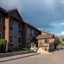 Super 8 by Wyndham Gardiner/Yellowstone Park Area