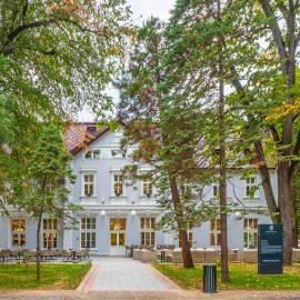 Hotel Podrinje، فندق في بانيا كوفيلياتشا