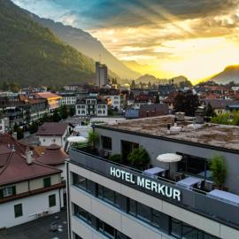 Hotel Merkur - West Station, hotel en Interlaken