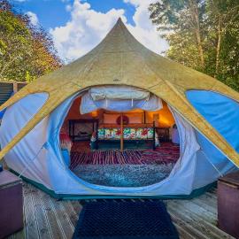 Te Tiro Accommodation، فندق في وايتومو كيفز