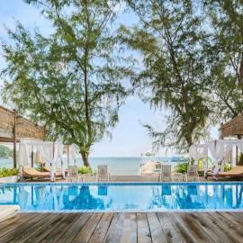 Eden Beach Resort by EHM, hotel di Koh Rong Sanloem