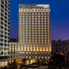 Viesnīca Courtyard by Marriott Tianjin Hongqiao pilsētā Tiaņdzjiņa