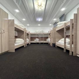 STAR, hotel em Almaty