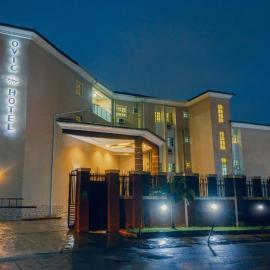 Viesnīca Ovic Hotel pilsētā Benina