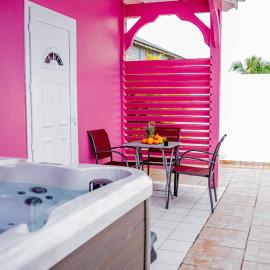 Domaine de la rosa spa privatif, hotel in Les Abymes
