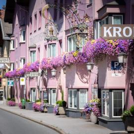 Hotel Krone, hotel v destinaci Matrei am Brenner