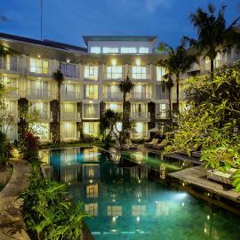 THE 1O1 Bali Fontana Seminyak, hotel Legianban