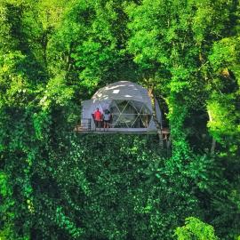 Wine Space Boutique Hotel & Glamping, hotell i Ambrolauri