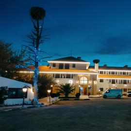 Amrouss touristic DarMaroc, отель в городе Азру