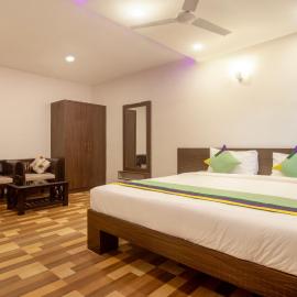 Treebo Elite Plaza, 700 Mtrs From Madikeri Fort, hotel en Madikeri