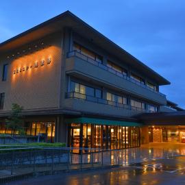 Hotel Binario Saga Arashiyama、京都市のホテル