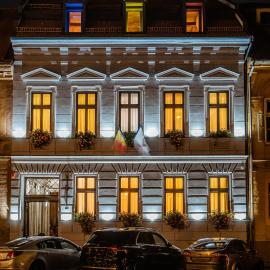 Casa Chitic Hotels, hotel a Braşov