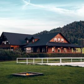 Penzion Pivnice - Jítravský Dvorec, hotel Rynolticében