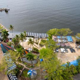 Rusty Rock Beach Resort & Spa, hotel u gradu Mvanza